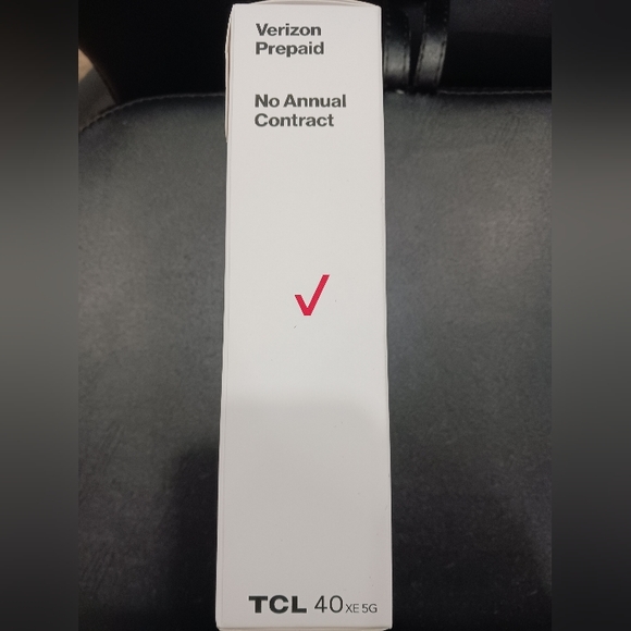 TCL 40XE 5G Verizon Cell Phone - Picture 3 of 3